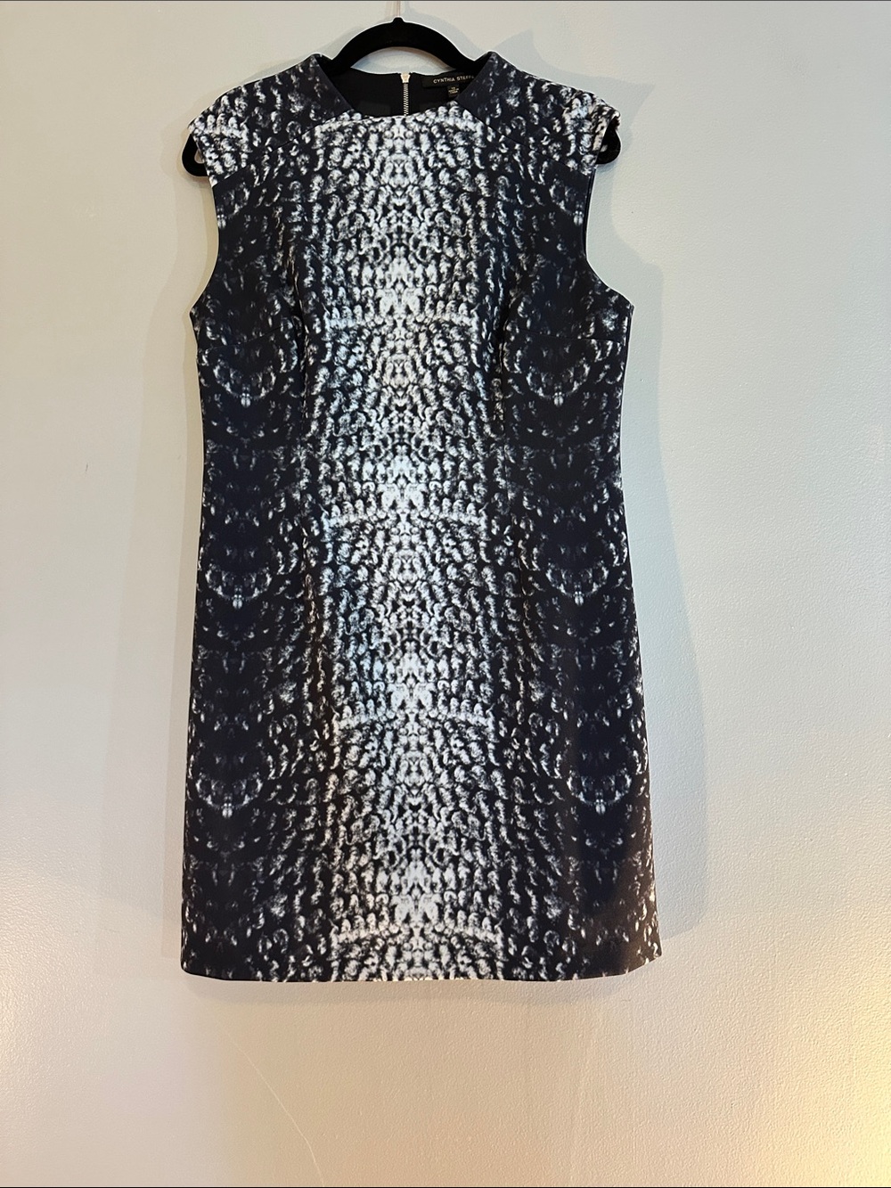 EUC black and white abstract Cynthia Steffe dress size 12